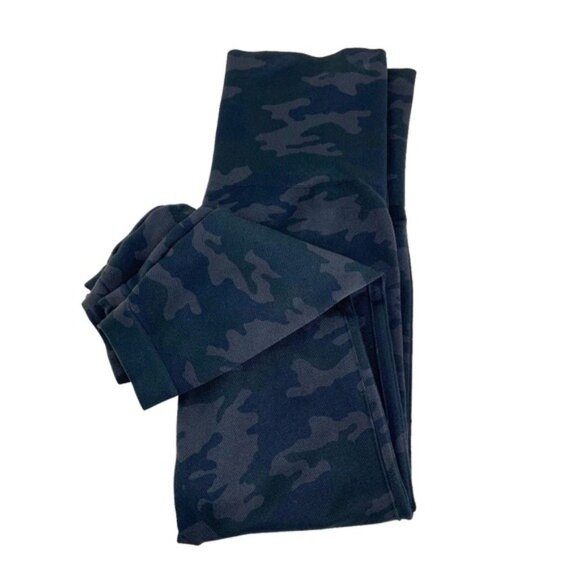 Spanx Black Grey Camo Look At Me Now Leggings - Picture 3 of 5